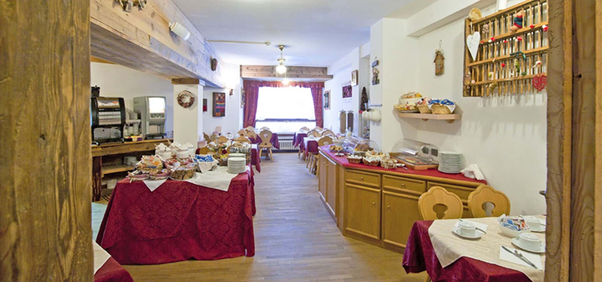 Olimpia Hotel i centrum Cortina d'Ampezzo, Italien Olimpia Hotel i centrum Cortina d'Ampezzo, Italien