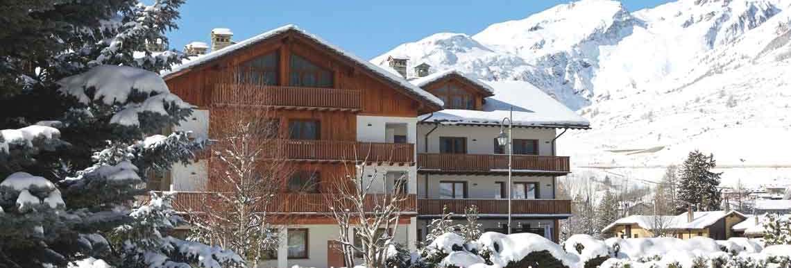 Montana Lodge & Spa  Montana Lodge & Spa