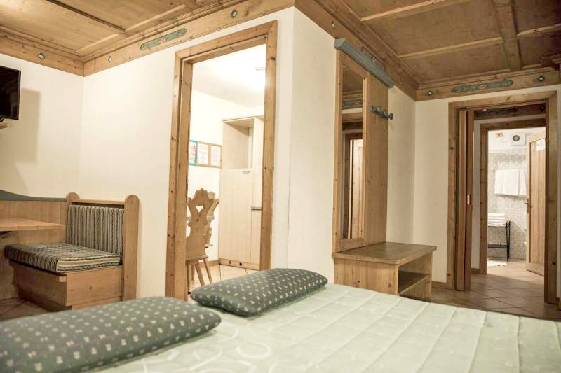 Dahu Hotel & Residence