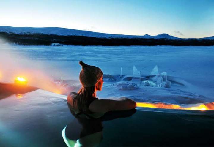 Udendørs jacuzzi på hotellet