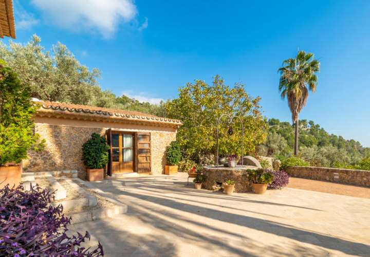 Villa Santa Llucia