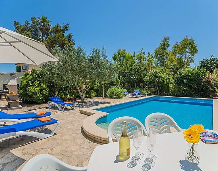 Finca Cuxach d'en Joan