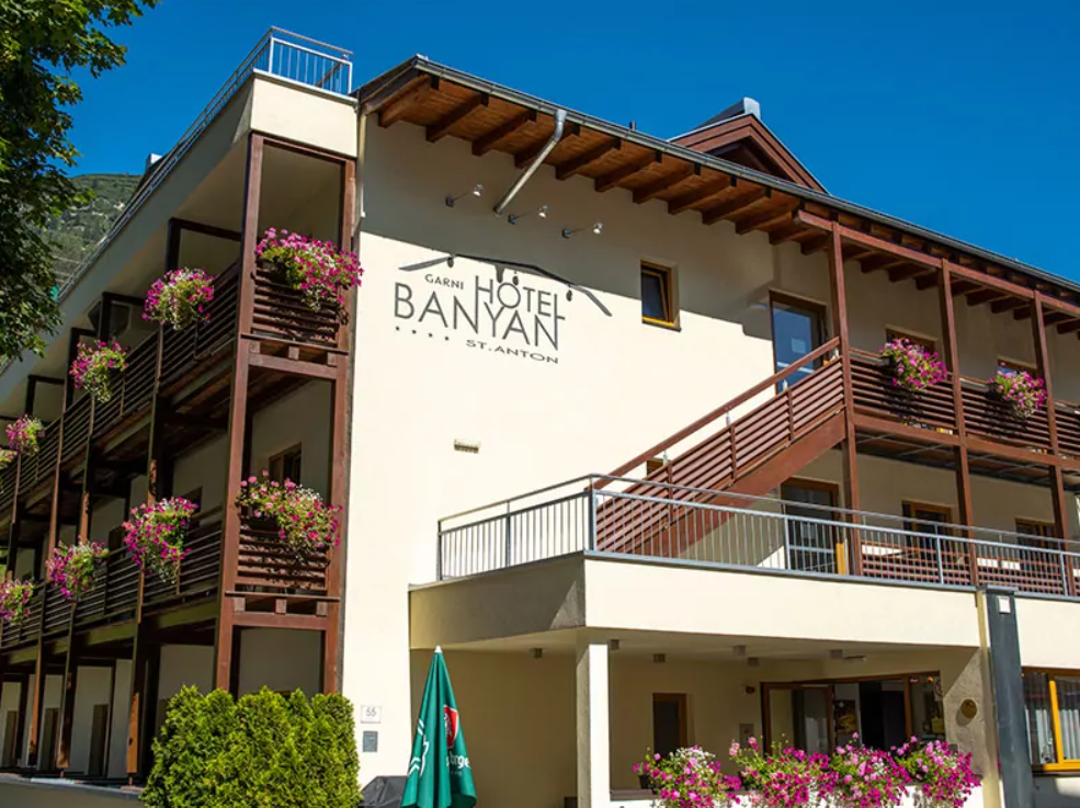 Hotel Banyan
