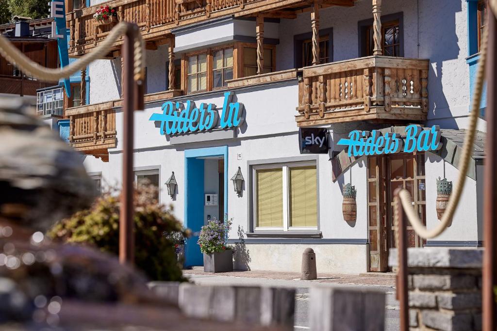 Hotel Riders Inn